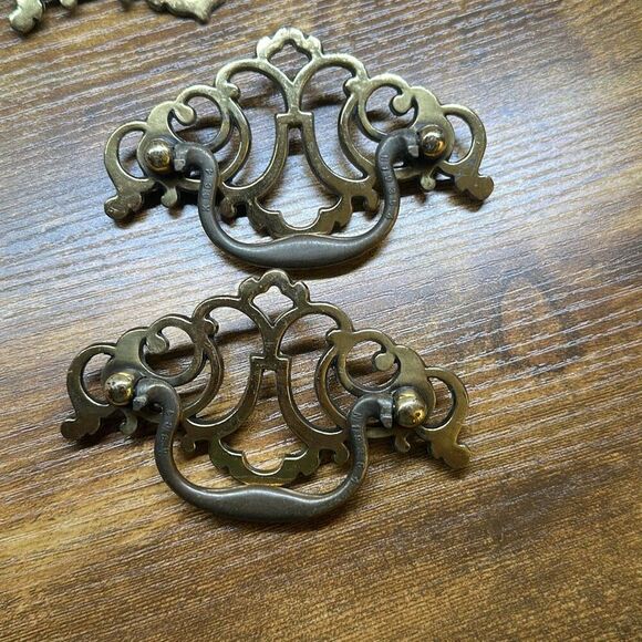 Vintage Brass Metal Drawer Pulls KBC N19354 Set Of 8 Batwing Keeler Brass Co. - Picture 10 of 11